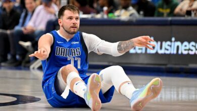 Photo of El padre de Doncic atacó a la dirigencia de Dallas: “Luka no se merecía esto”