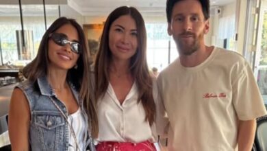 Photo of Se sacó una foto con Lionel Messi y reveló que su pelo ya está “indomable”