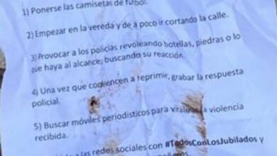 Photo of Difunden un panfleto firmado por El Frente de Izquierda con consignas para actuar en la marcha: “Provocar a la policía”