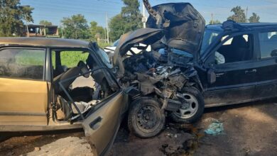 Photo of Tiene 16 años y conducía una camioneta: chocó de frente contra un auto y murió el conductor