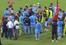 Photo of Video: perdían 4-0 y su hinchada invadió el campo para suspender el partido