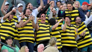 Photo of El particular look que usaron los hinchas para alentar a Carlos Alcaraz en Indian Wells