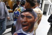 Photo of Juicio por la muerte de Maradona: médicos testifican y podrían complicar a los acusados