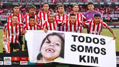 Photo of El homenaje de Estudiantes a Kim Gómez, la niña asesinada en La Plata