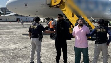 Photo of Son de Guatemala y cayeron en las manos del ICE: fueron deportados por cuentas pendientes en su país