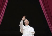 Photo of Una “gran síntesis”: cómo interpretan los cardenales los primeros gestos de León XIV