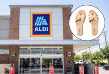 Photo of Aldi vende estos zapatos de verano por US$7,99 que son casi idénticos a esta marca de lujo que es US$800 más cara