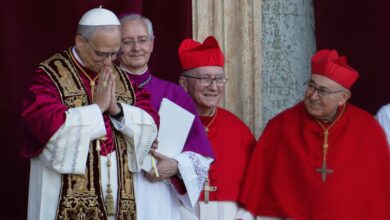 Photo of El papa León XIV se prepara para presidir su primera misa en la Capilla Sixtina