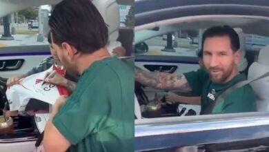 Photo of Video: Messi firmó una camiseta de River