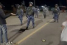 Photo of Video: incidentes entre la gente de Newell’s y la policía en la previa del duelo por Copa Argentina