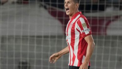 Photo of Con cinco defensores, Estudiantes va por la punta en Chile