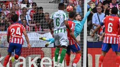 Photo of El golazo de tiro libre de Julián Álvarez para Atlético de Madrid ante Betis