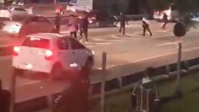 Photo of Hinchas de River y Platense se cruzaron en la General Paz y provocaron incidentes con corridas y piedrazos