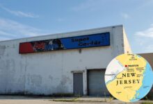 Photo of Por qué este centro comercial de Nueva Jersey es una “cápsula del tiempo” de los años 90