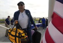 Photo of De dónde son los migrantes latinos que se autodeportaron en el primer vuelo oficial desde Estados Unidos