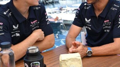 Photo of Un divertido paseo: Colapinto y Gasly recorren la base de Alpine en Mónaco