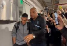 Photo of Cristian Pavón, detenido en Brasil: lo acusan de escupir a un árbitro y golpear a un policía