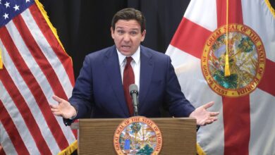 Photo of En manos de Ron DeSantis: SB 994, la ley que cambia los requisitos para la licencia de conducir en Florida