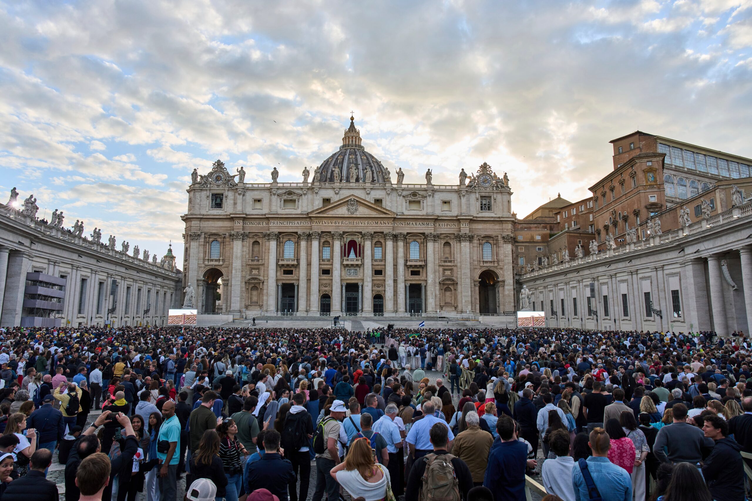 Photo of Cónclave 2025, en vivo: la elección del nuevo Papa en el Vaticano hoy, jueves 8 de mayo