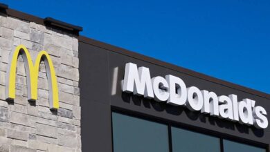 Photo of Tener ID para comprar un Big Mac: la inusual nueva regla de un McDonald’s de Virginia