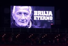 Photo of El homenaje de Estudiantes para la Bruja Verón tras su fallecimiento
