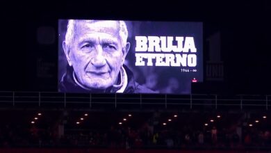 Photo of El homenaje de Estudiantes para la Bruja Verón tras su fallecimiento