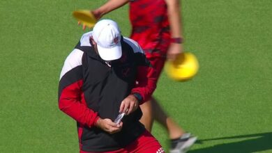 Photo of Tiró sal en la cancha y clasificó a los octavos de final del Torneo Apertura: la cábala que puso en marcha Instituto