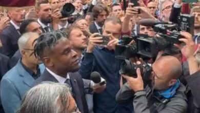Photo of Video: el motivo de la emoción de Duvan Zapata al recitar una lista de nombres