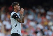 Photo of “Enzo quédate”: la fuerte ovación que recibió Barrenechea al ingresar en el triunfo del Valencia contra el Getafe