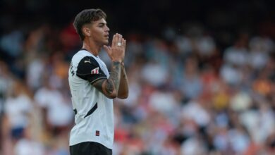 Photo of “Enzo quédate”: la fuerte ovación que recibió Barrenechea al ingresar en el triunfo del Valencia contra el Getafe
