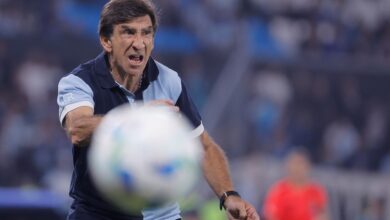 Photo of Costas, tras la goleada a Colo Colo: “Para ganar la Copa nos hacen falta tres o cuatro jugadores más”