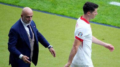 Photo of Escándalo en Polonia: Robert Lewandowski renunció a su selección y apuntó contra el DT