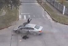 Photo of Chocó contra un motociclista, intentó escapar y lo detuvieron los vecinos