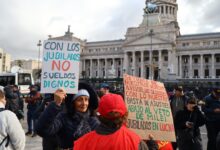 Photo of Jubilados, trabajadores del Garrahan y el colectivo Ni Una Menos se manifestarán este miércoles en el Congreso