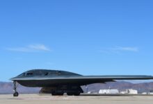 Photo of Estados Unidos moviliza los aviones que pueden tirar las bombas “anti-búnker” que necesita Israel en su ofensiva contra Irán