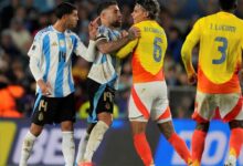 Photo of Final caliente: el cruce entre los jugadores de Argentina y Colombia y el reproche de Messi al árbitro