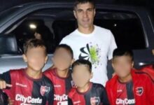 Photo of El papá de uno de los chicos sancionados desmintió a Astore: “Mi hijo nunca más va a poner un pie en Newell’s”