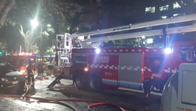 Photo of Incendio en un edificio sobre Paseo Colón: el fuego comenzó en el segundo piso