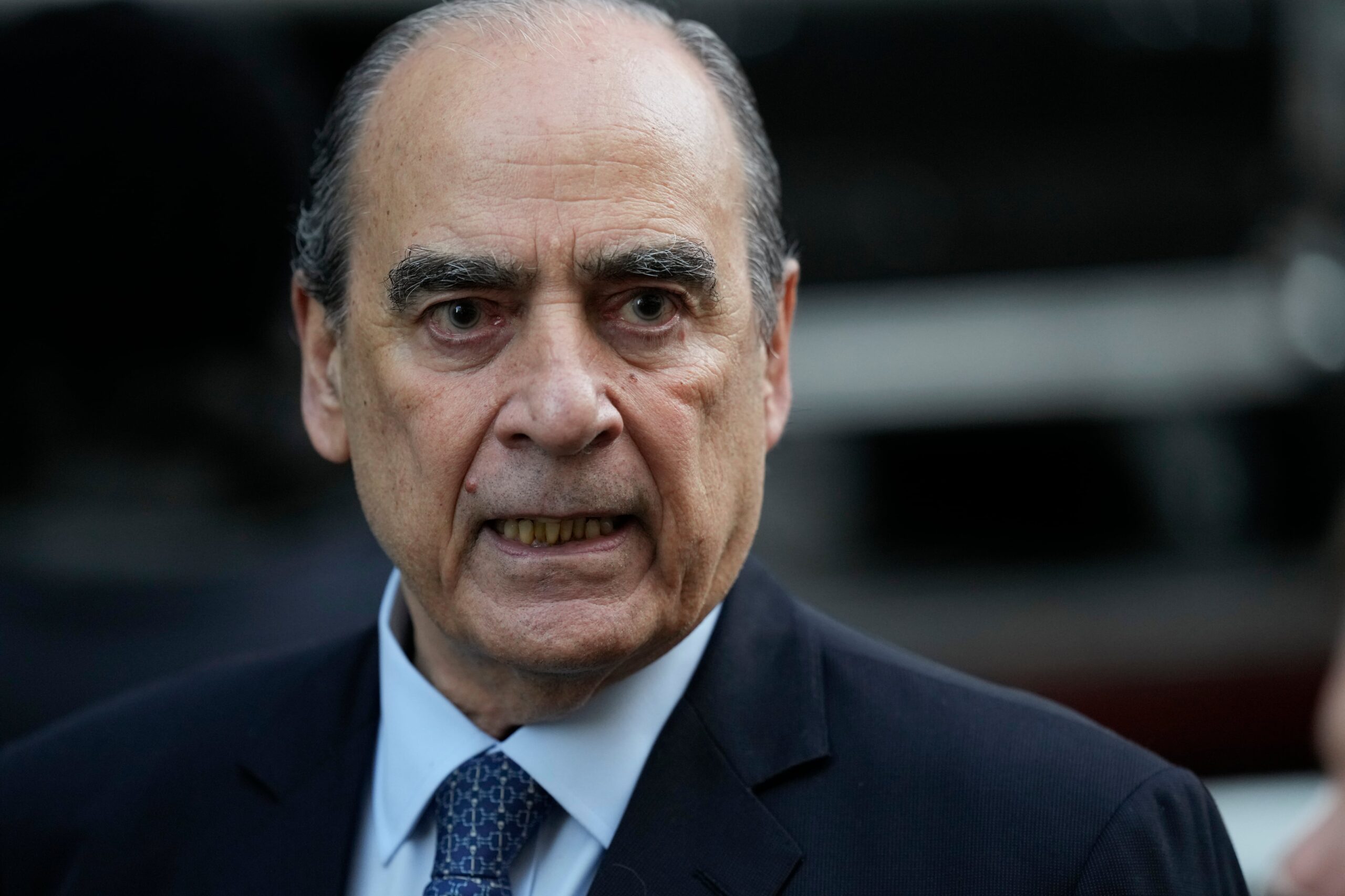 Photo of Francos dijo que la economía crece, aseguró que el Gobierno quiere resolver el conflicto con el Garrahan y habló de las críticas de Kicillof: “Se está atajando”