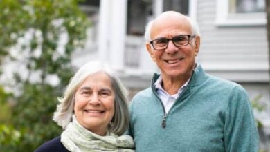 Photo of Qué es lo que las parejas más felices no hacen, según dos profesores de Harvard con 50 años de casados
