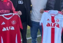 Photo of La visita especial que recibió el plantel de River en el Camp