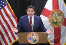 Photo of Multas de hasta US$1000: la nueva ley SB 940 que firmó Ron DeSantis e impacta en la reserva de restaurantes en Florida
