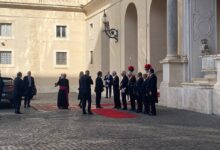 Photo of Javier Milei se reúne por primera vez con el papa León XIV en el Vaticano