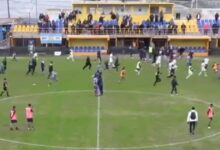 Photo of Los comunicados de Dock Sud y Sacachispas tras la batalla campal por el gol de taco