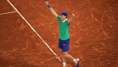 Photo of Sinner imparable: barrió a Djokovic y va contra Alcaraz por el título en Roland Garros