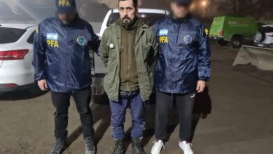 Photo of Detienen a Facundo Jones Huala en El Bolsón por una causa de intimidación e incitación a la violencia