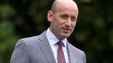 Photo of Quién es Stephen Miller, el arquitecto detrás de las políticas migratorias más radicales de Trump