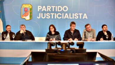Photo of El PJ suma a las tres CTA a la marcha en apoyo a Cristina Kirchner y espera a la CGT
