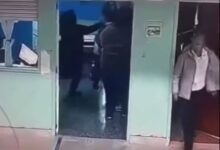 Photo of Imputan a una madre por desfigurar a golpes a una docente que había retado a su hija
