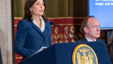 Photo of Kathy Hochul defiende su gestión como gobernadora en Nueva York: “no es un santuario para los criminales”